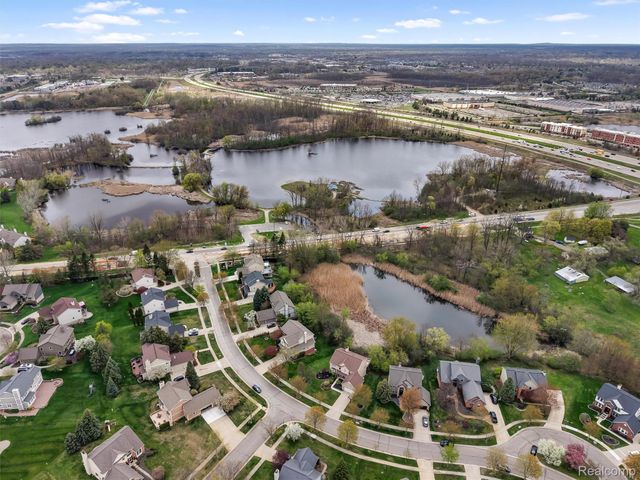 31216 Kingswood Boulevard, Novi, MI 48377