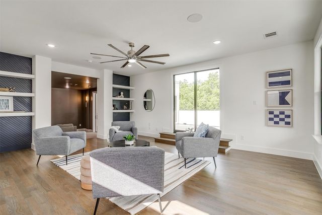 3916 W 5th Street, Fort Worth, TX 76107