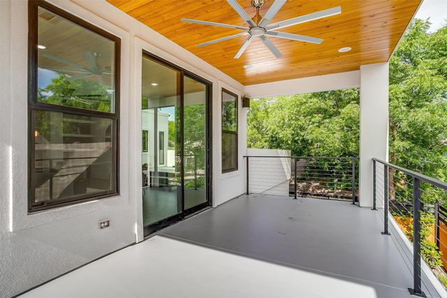 3916 W 5th Street, Fort Worth, TX 76107