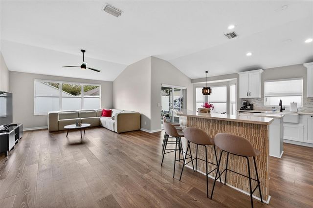 1407 BLOOMINGDALE TRAILS BOULEVARD, Brandon, FL 33511