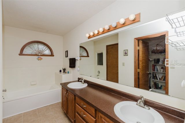 4139 Abbeygate Drive, Beavercreek, OH 45430