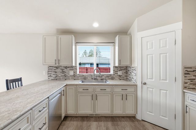 4912 E 8th Ave, Spokane Valley, WA 99212