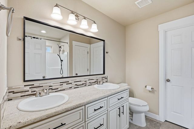 4912 E 8th Ave, Spokane Valley, WA 99212