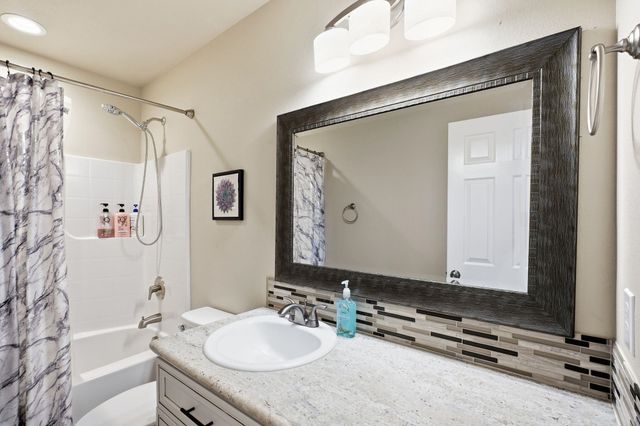 4912 E 8th Ave, Spokane Valley, WA 99212