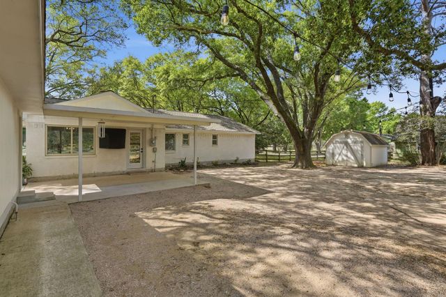 18902 Misty Lane, Tomball, TX 77377