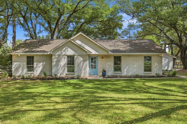 18902 Misty Lane, Tomball, TX 77377