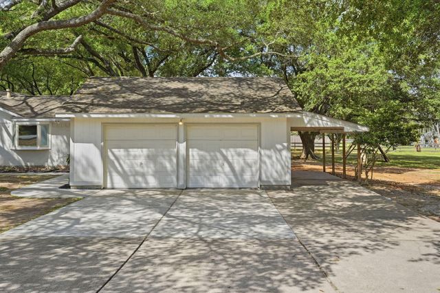 18902 Misty Lane, Tomball, TX 77377