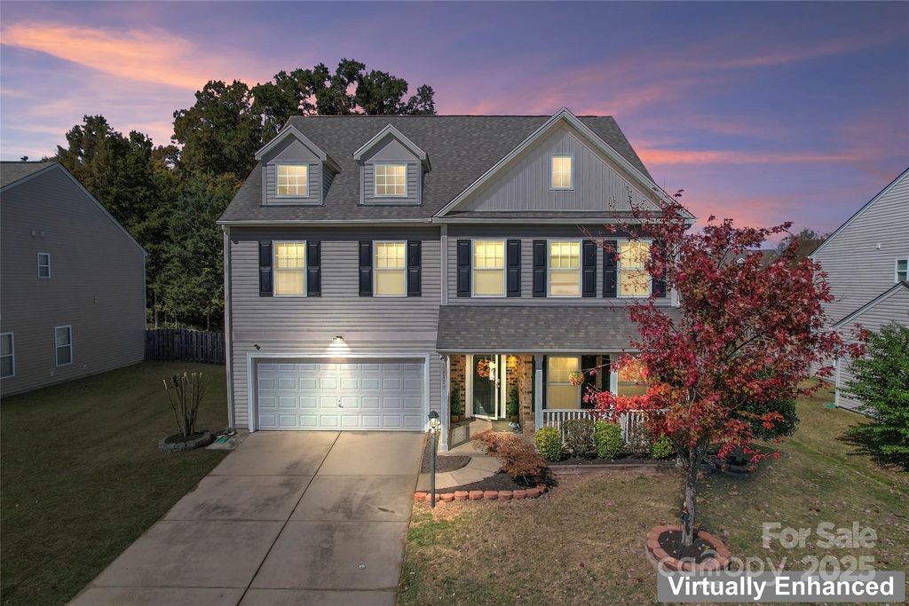 14422 Lake Crossing Drive, Charlotte, NC 28278