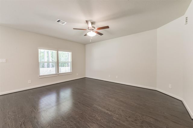 9007 San Saba Way, Willis, TX 77378