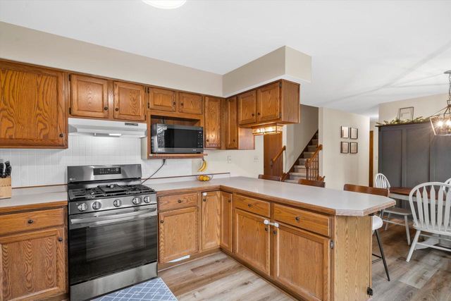 301 S Summerset DRIVE, Mount Pleasant, WI 53406