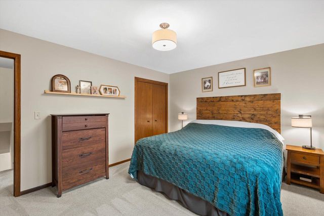 301 S Summerset DRIVE, Mount Pleasant, WI 53406