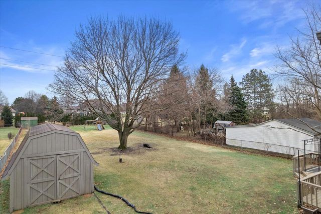 301 S Summerset DRIVE, Mount Pleasant, WI 53406