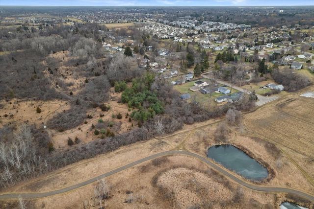 301 S Summerset DRIVE, Mount Pleasant, WI 53406