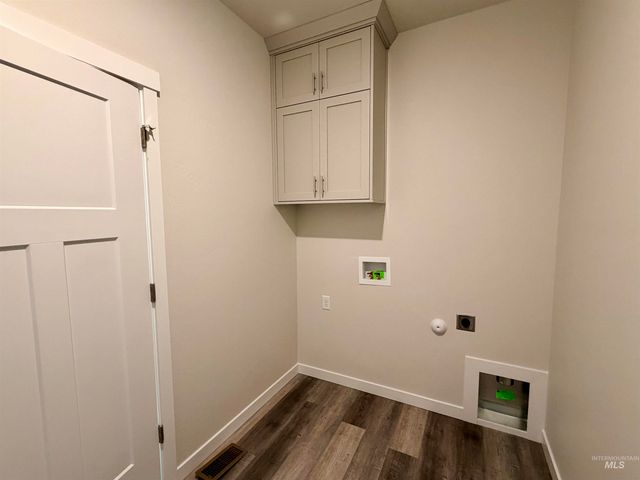 766 Waveland Avenue, Filer, ID 83328