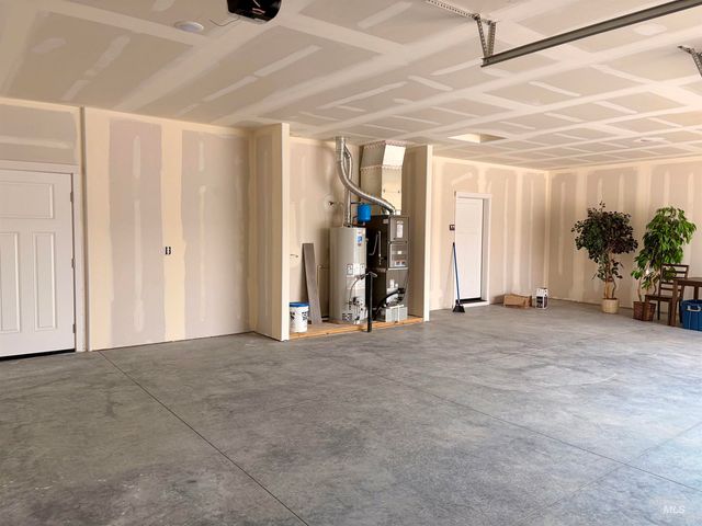 766 Waveland Avenue, Filer, ID 83328