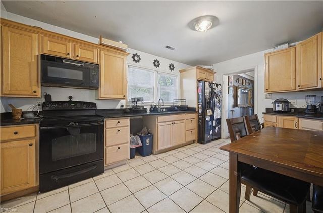 344 Hospital DR, Virginia Beach, VA 23452