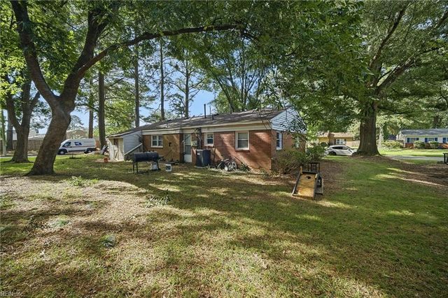 344 Hospital DR, Virginia Beach, VA 23452