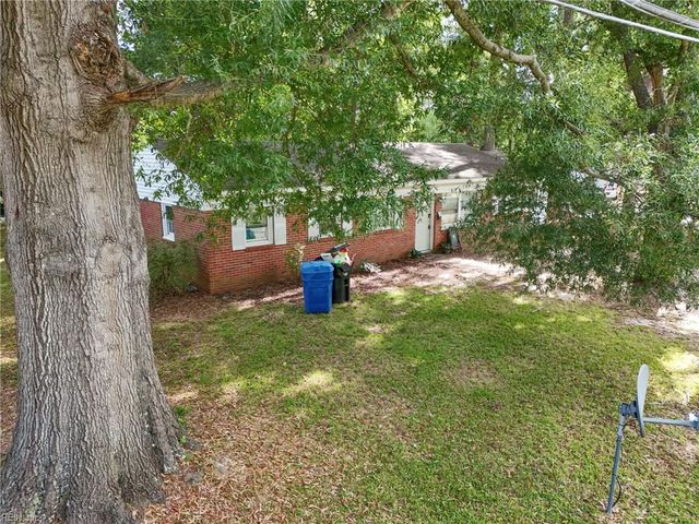 344 Hospital DR, Virginia Beach, VA 23452