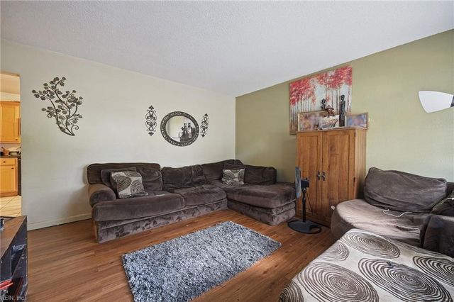 344 Hospital DR, Virginia Beach, VA 23452