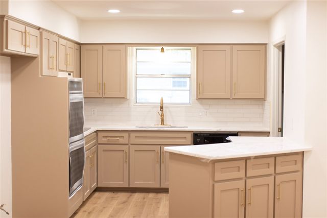 3001 Redbud Trail, Sherman, TX 75092