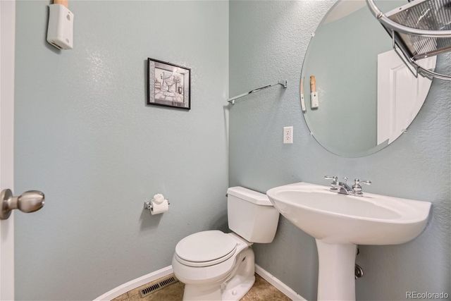 10679 Cedarcrest, Highlands Ranch, CO 80130
