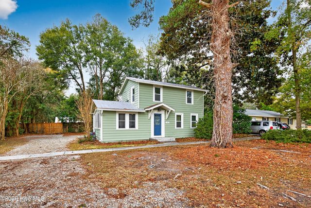145 Lullwater Drive, Wilmington, NC 28403