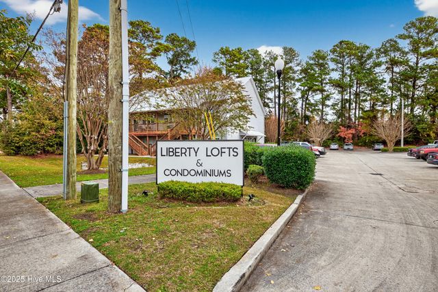 145 Lullwater Drive, Wilmington, NC 28403