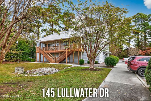 145 Lullwater Drive, Wilmington, NC 28403