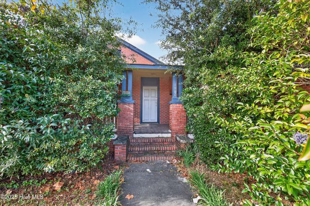 145 Lullwater Drive, Wilmington, NC 28403