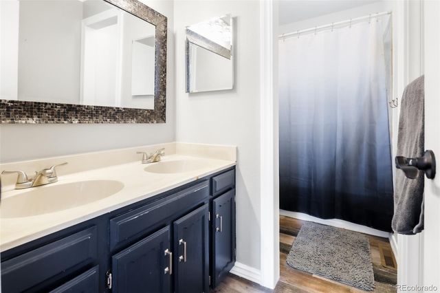 7970 S Poplar Way, Centennial, CO 80112