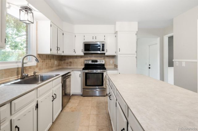 7970 S Poplar Way, Centennial, CO 80112