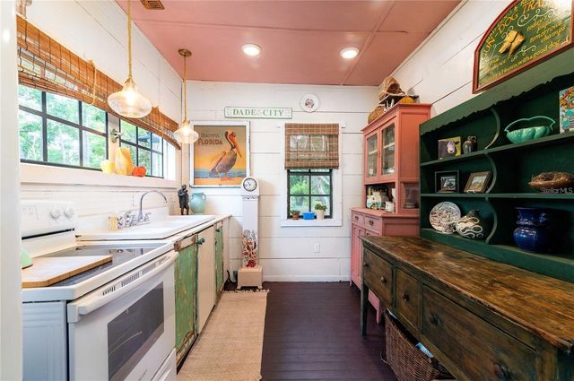 39425 WILDS ROAD, Dade City, FL 33525