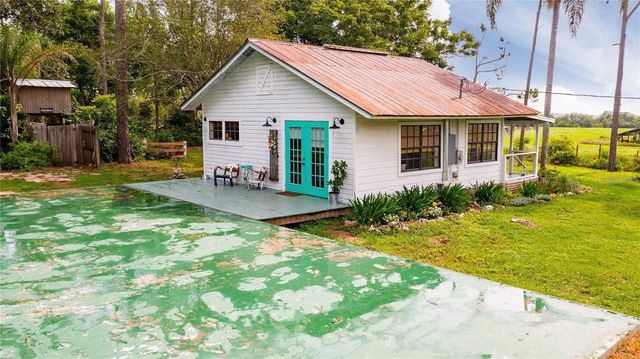 39425 WILDS ROAD, Dade City, FL 33525