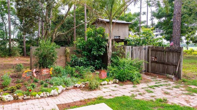 39425 WILDS ROAD, Dade City, FL 33525