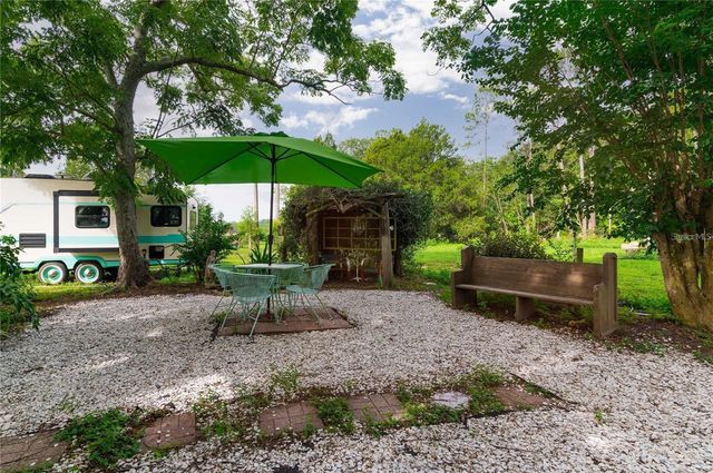 39425 WILDS ROAD, Dade City, FL 33525