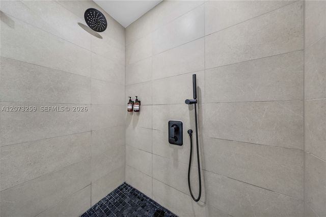 225 N Miami Ave 2005, Miami, FL 33128