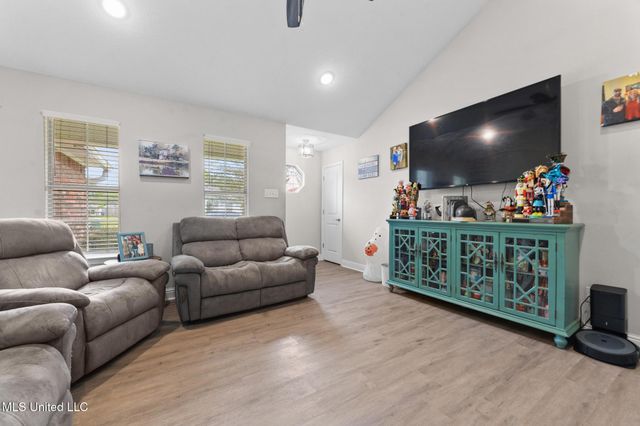 15417 Glen Drive, Biloxi, MS 39532