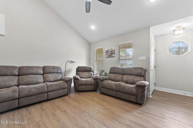 15417 Glen Drive, Biloxi, MS 39532