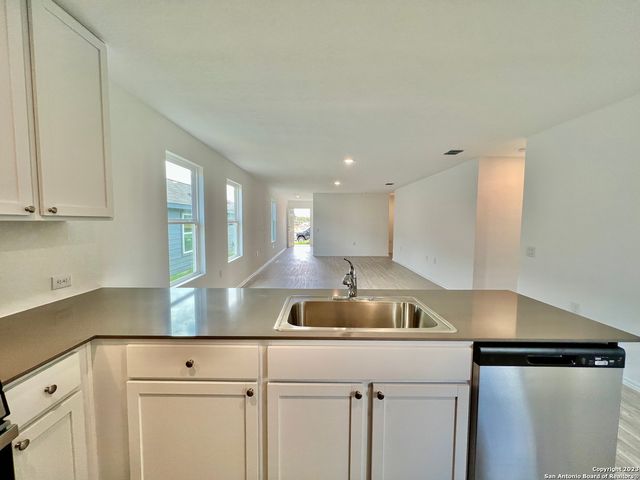 10542 Nye Pass, San Antonio, TX 78224