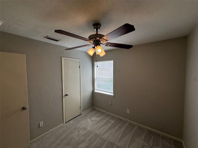 4250 Wiley College Drive, Dallas, TX 75241
