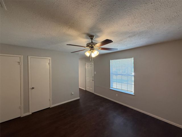 4250 Wiley College Drive, Dallas, TX 75241