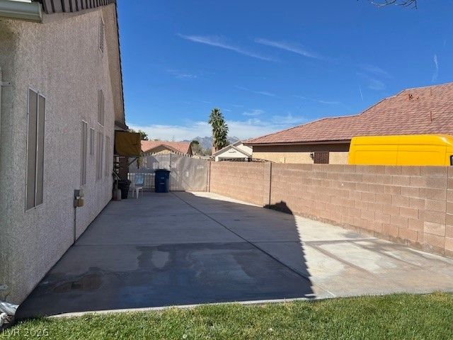 2808 Mountain Violet Court, Las Vegas, NV 89108