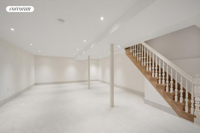 720A QUINCY Street, New York City, NY 11221