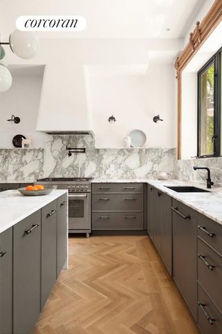 720A QUINCY Street, New York City, NY 11221
