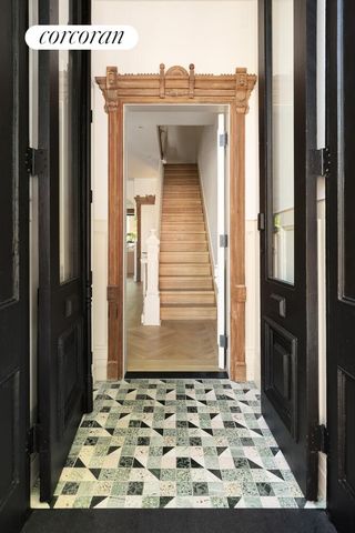 720A QUINCY Street, New York City, NY 11221