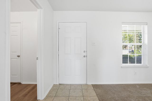 9625 Orinda Drive, Fort Worth, TX 76108