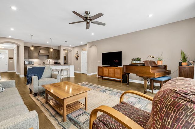 5505 Holiston Court, Galena, OH 43021