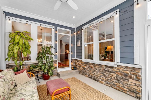 5505 Holiston Court, Galena, OH 43021