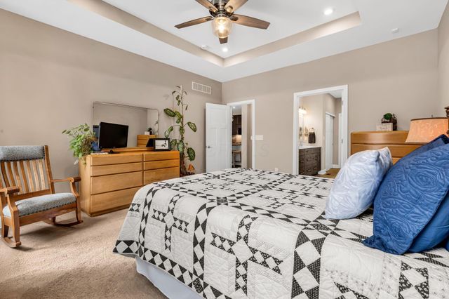 5505 Holiston Court, Galena, OH 43021