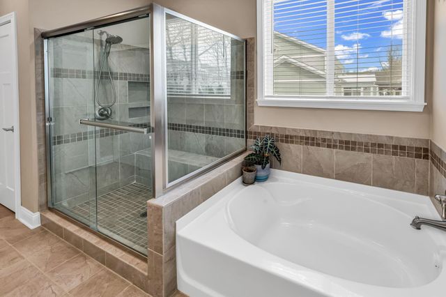 5505 Holiston Court, Galena, OH 43021